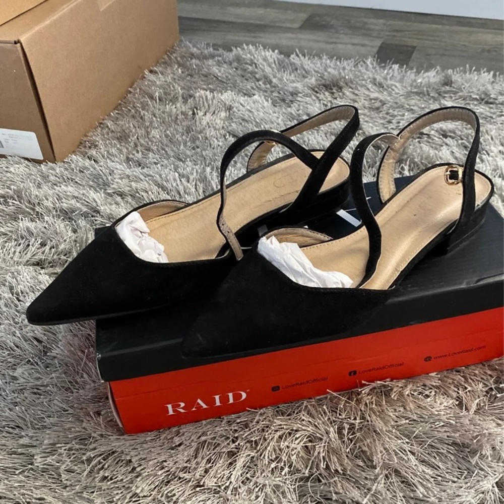 Black flats